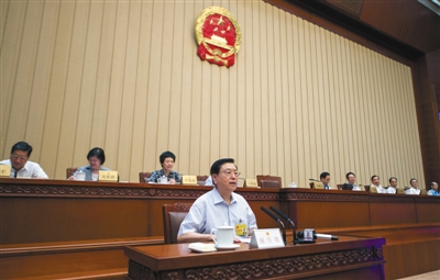张德江：网络订餐存监管空白 基层监管能力薄弱