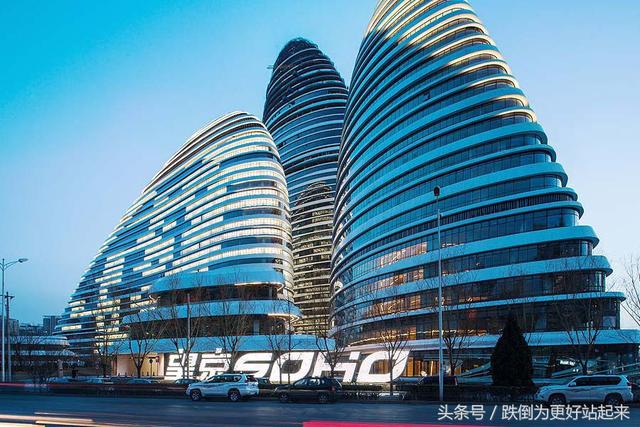 揭秘SOHO董事长潘石屹：如何从屌丝成为叱咤风云的地产大亨？