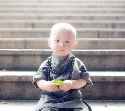 若不是心宽似海，哪来的风平浪静