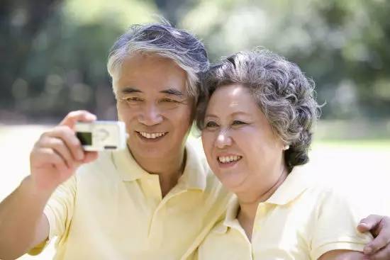 长寿秘诀已被诺贝尔奖得主破解，主因无关饮食烟酒和运动