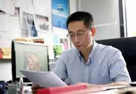 清华校长震撼发声：这个国家所有的精英都想往金融上转的时候，我认为出了大问题...