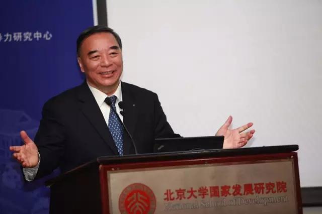 带出两家世界500强，他用行动告诉我们，什么是企业家精神！