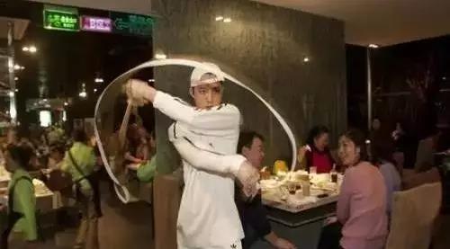 回到正确轨道讨论海底捞事件