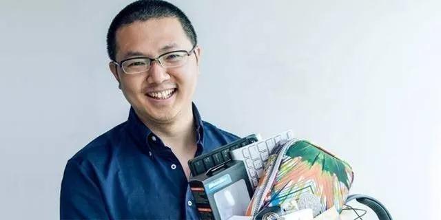 1200天造奇迹：3年前他还站街发传单，如今公司市值超600亿，半年净利润10亿！