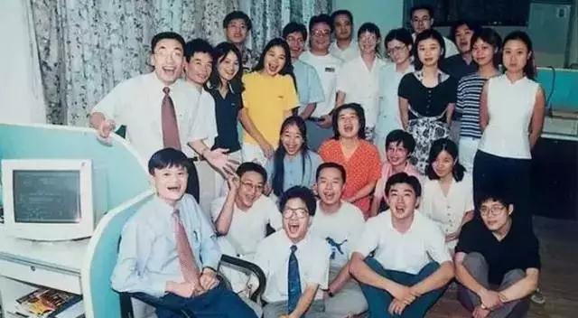 王健林创业三年被告222次，刘强东34岁一夜白头，柳传志40岁摆地摊，你有他们惨吗？
