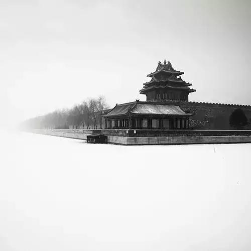 看秦始皇、汉高祖、成吉思汗、毛主席是如何创业的！