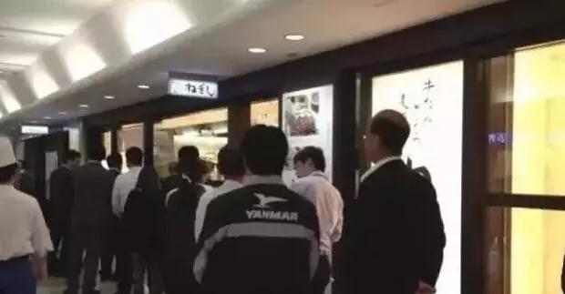 “奇葩”餐厅每平米日卖3.5万，34年只开了34家店！