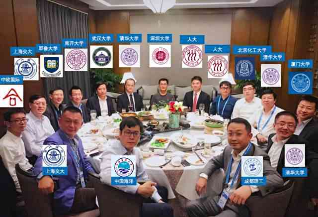 刘强东圈内大佬饭局曝光：哪个瞬间让你觉得读书有用？