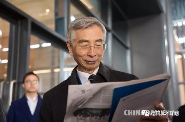 中兴被封杀后，才发现这个中国科学家厉害得超乎想象！而他被赶出公司，被人们嘲笑了几十年……