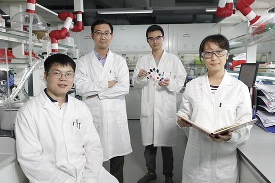 中国科学家发明新催化剂 驯服甲烷可做火箭燃料