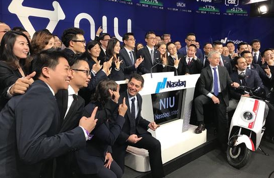 小牛电动上市首日下跌3.89% 市值约6.5亿美元