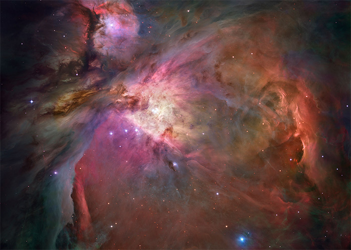 哈勃捕捉到猎户座星云中迷人的天体云景