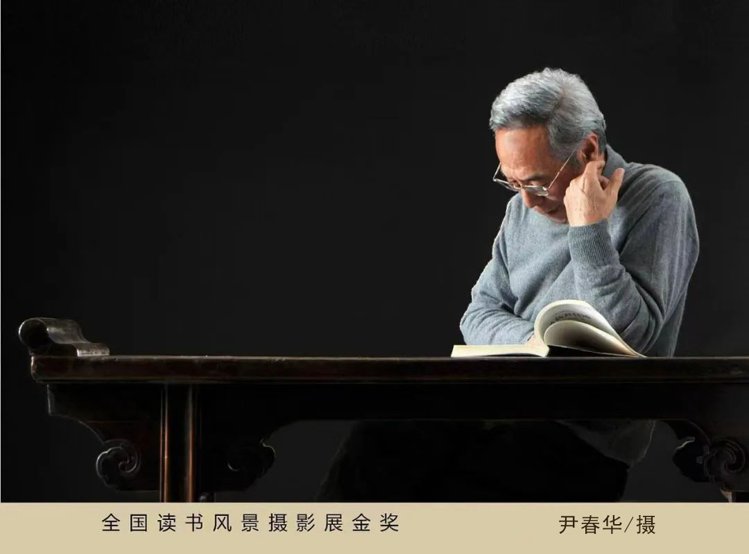 尹春华是谁？摄影震撼你的眼，文字敲击你的心！